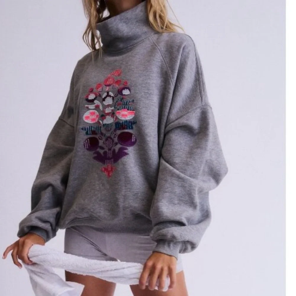 Free People On Your Mark Sweatshirt - Picture 2 of 8